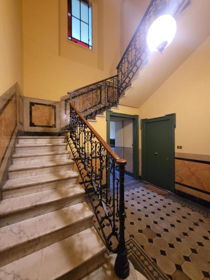 מילאנו Trilocale In Villa Signorile מראה חיצוני תמונה